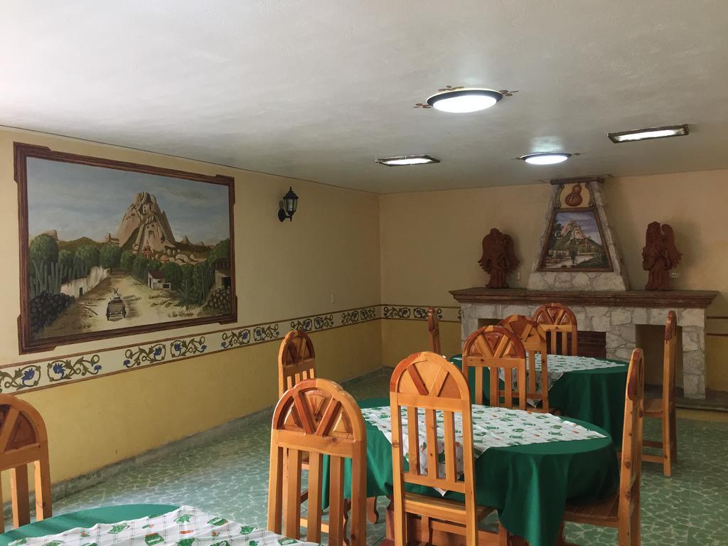 Hotel Feregrino Берналь Экстерьер фото